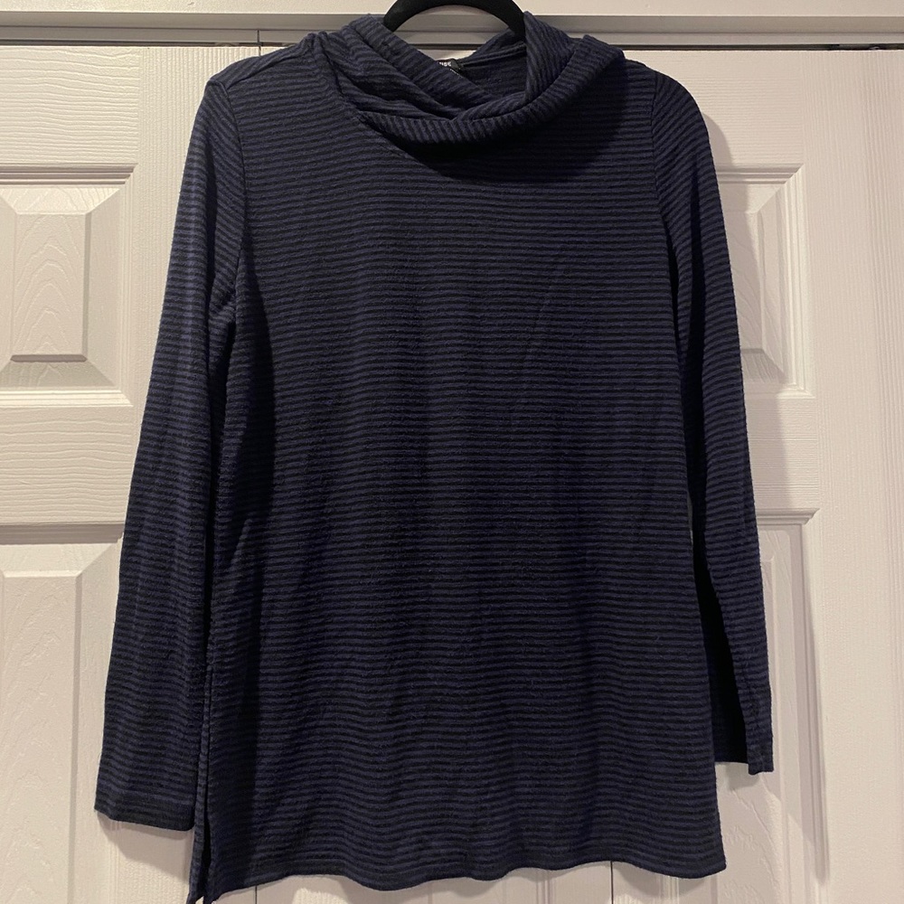 Lightweight hoodie